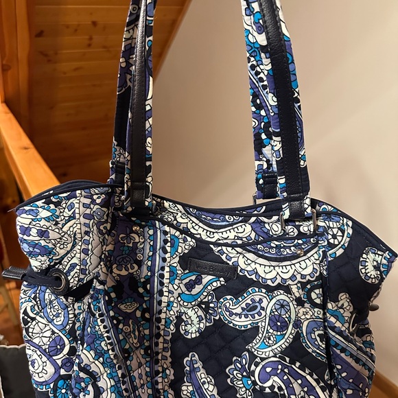 Vera Bradley Blue Paisley Tote Bag - Picture 1 of 4
